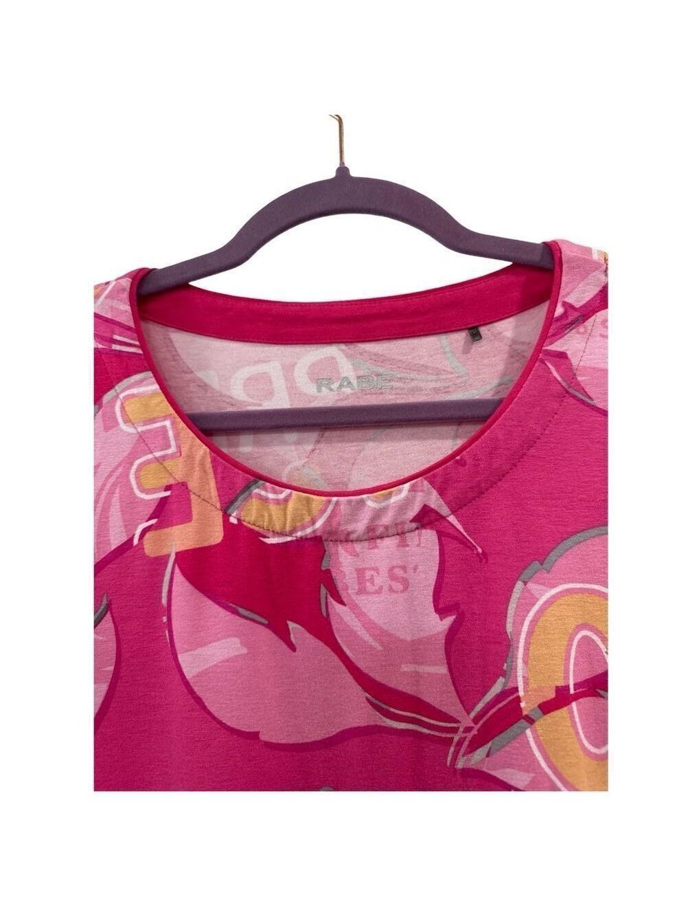 Rabe Magenta Floral Print Top. - Picture 4 of 9